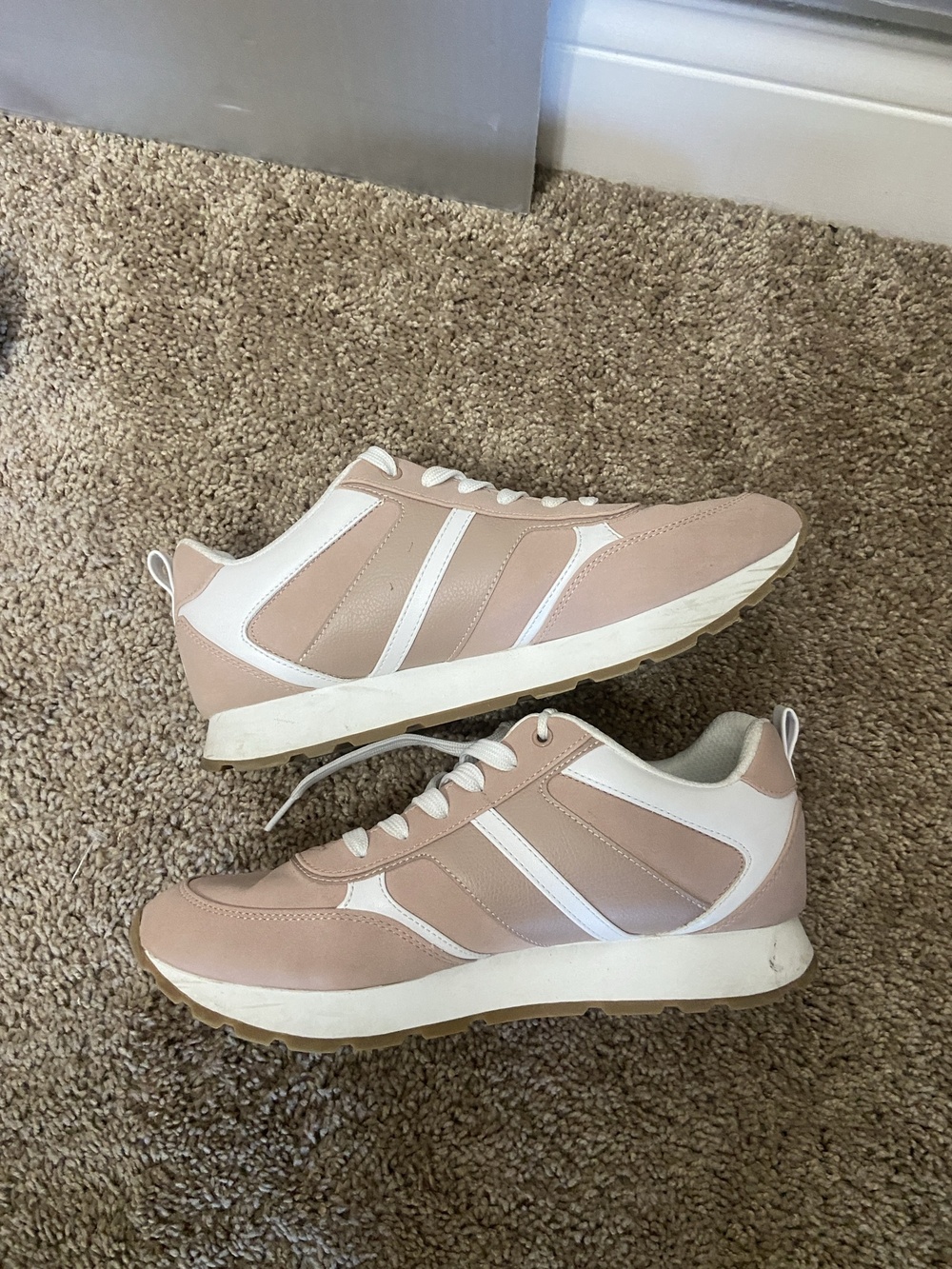 Calvin Klein Shoes Mens Size 11 Pink Low Top Athletic Sneakers KOCARLLAZ-R